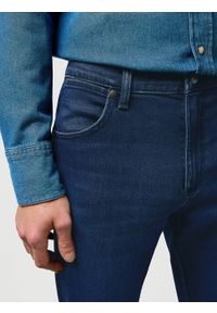 Wrangler - MĘSKIE SPODNIE WRANGLER LARSTON NOMAD 112372421 #6
