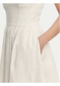 Tommy Jeans Sukienka letnia Skater DW0DW22345 Beżowy jasny Slim Fit. Kolor: beżowy. Materiał: len. Sezon: lato #2