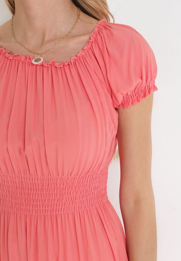 Born2be - Pomarańczowa Sukienka Hiszpanka z Gumkami w Pasie Badite. Typ kołnierza: dekolt hiszpanka. Kolor: różowy. Sezon: lato