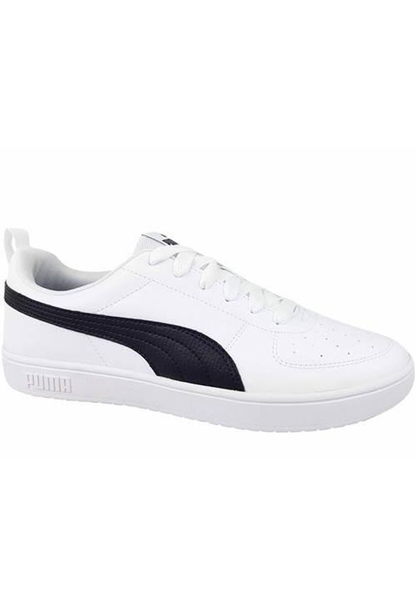 Buty do chodzenia męskie Puma Rickie. Zapięcie: sznurówki. Kolor: biały. Materiał: materiał, syntetyk. Szerokość cholewki: normalna. Sport: turystyka piesza