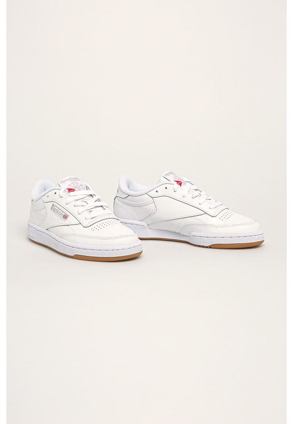 Reebok Classic - Buty skórzane Classic. Nosek buta: okrągły. Zapięcie: sznurówki. Kolor: biały. Materiał: skóra. Model: Reebok Classic