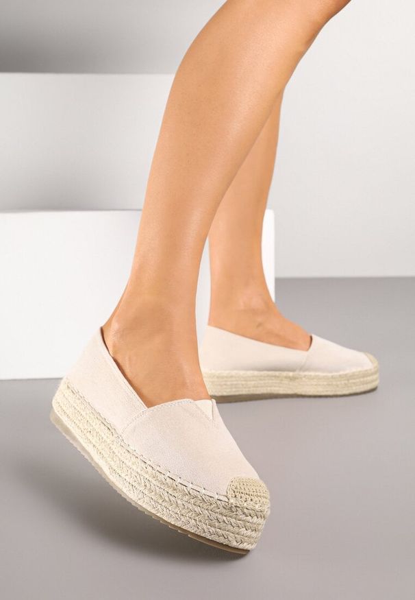 Born2be - Beżowe Espadryle na Plecionej Podeszwie z Ozdobnymi Noskami Litherise. Okazja: na co dzień. Kolor: beżowy. Materiał: len. Wzór: aplikacja. Sezon: lato. Styl: elegancki, casual