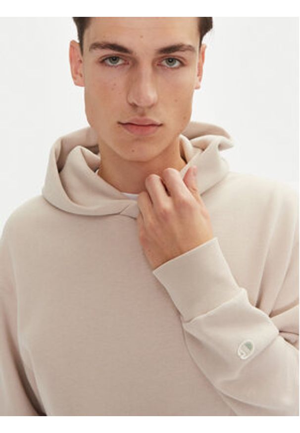Champion Bluza 220423 Écru Regular Fit. Materiał: bawełna