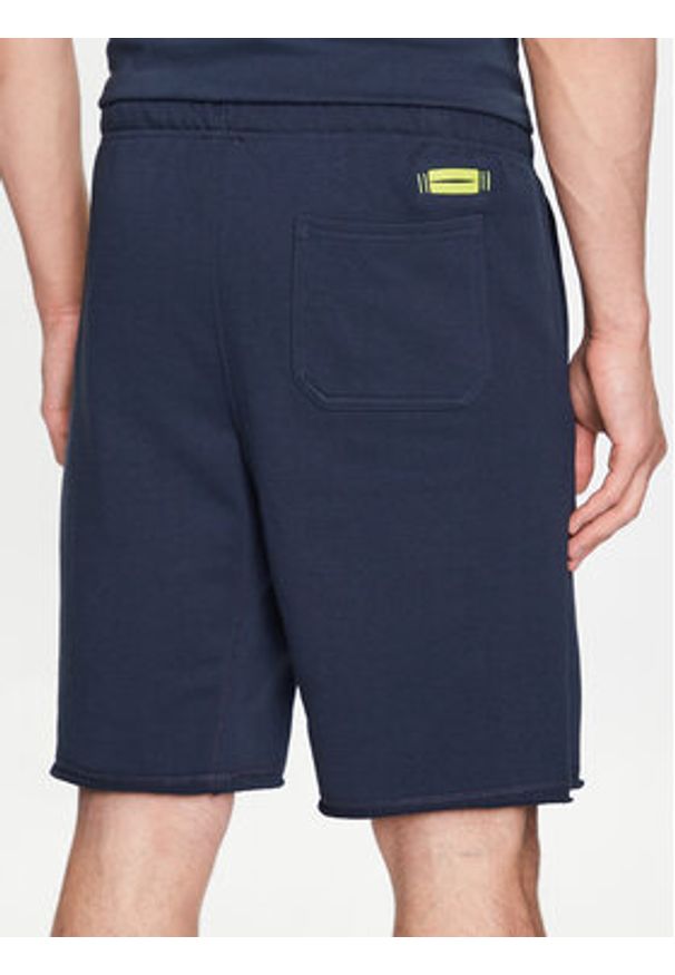 Blauer Szorty sportowe 23SBLUF07085 005662 Granatowy Regular Fit. Kolor: niebieski. Materiał: bawełna. Styl: sportowy