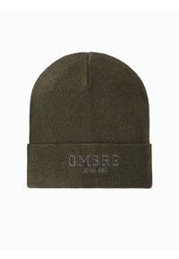 Ombre Clothing - Dzianinowa czapka męska beanie z haftowanym napisem – oliwkowa V5 OM-ACWH-0120 - uniwersalny. Kolor: oliwkowy. Materiał: dzianina. Wzór: napisy, haft. Styl: elegancki, casual