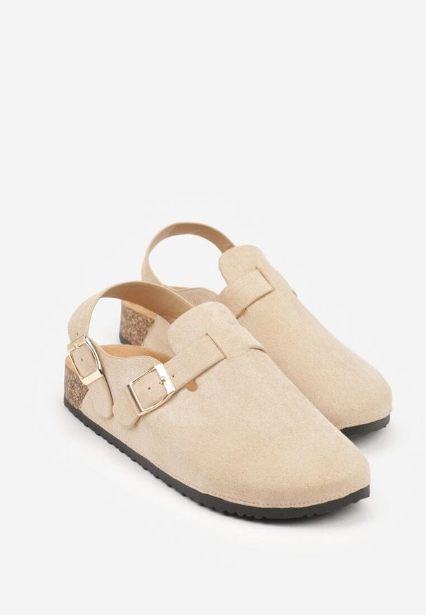 Renee - Beżowe Sandały Typu Chodaki z Klamrami Silvermore. Okazja: na co dzień. Zapięcie: klamry. Kolor: beżowy. Materiał: jeans. Styl: casual, street