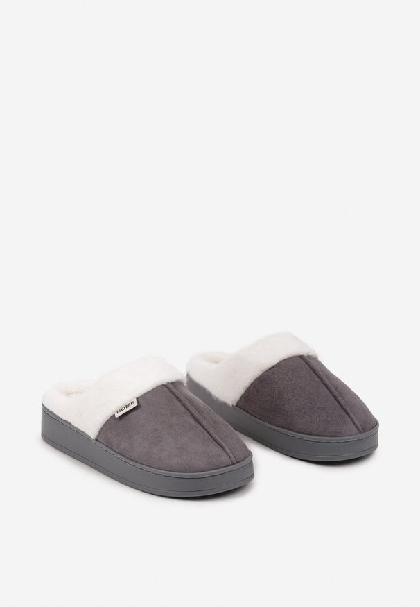 Born2be - Szare Płaskie Kapcie z Futerkiem Leretha. Okazja: do domu. Kolor: szary. Materiał: futro. Styl: elegancki