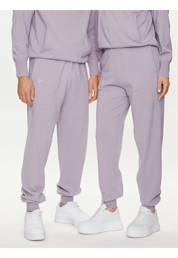Pangaia Spodnie dresowe Archive Recycled Cashmere Fioletowy Loose Fit. Kolor: fioletowy. Materiał: kaszmir