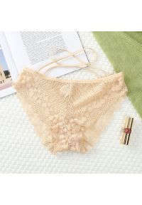 Intica - Figi koronkowe z paskami na co dzień i na specjalne okazje Milou. Kolor: beżowy. Materiał: koronka. Wzór: paski, koronka #1