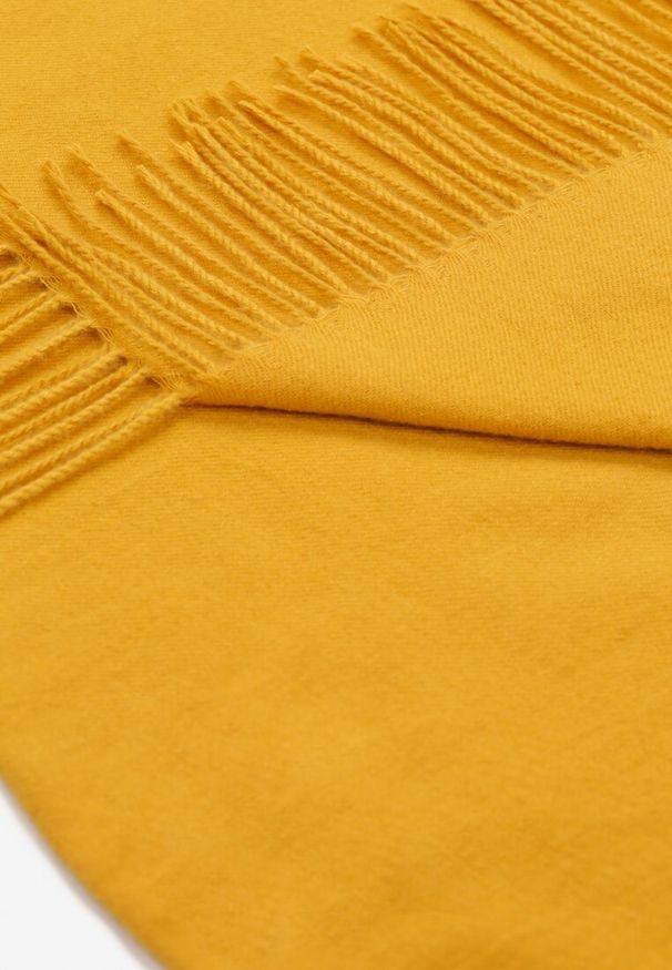 Born2be - Żółty Szalik Inglidyr. Kolor: żółty. Styl: elegancki