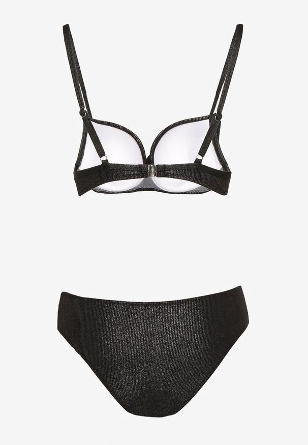 Born2be - Czarne Bikini Biustonosz na Cienkich Regulowanych Ramiączkach z Marszczeniem Majtki Figi Nubbia. Kolor: czarny