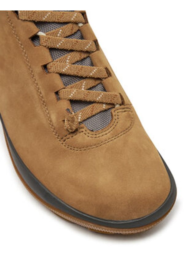 Camper Botki Peu Pista GORE-TEX K400481-021 Brązowy. Kolor: brązowy. Materiał: skóra, nubuk