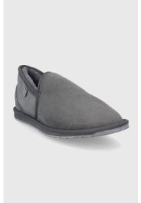 EMU Australia - Emu Australia Kapcie zamszowe kolor szary. Kolor: szary. Materiał: zamsz. Wzór: gładki #4