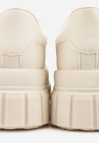 Born2be - Beżowe Casualowe Sneakersy VICES na Grubej Podeszwie z Tłoczeniami Therelle. Okazja: na co dzień. Kolor: beżowy. Materiał: dzianina, jeans #5