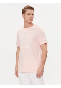 TOMMY HILFIGER - Tommy Hilfiger T-Shirt Coin MW0MW34437 Różowy Regular Fit. Kolor: różowy. Materiał: bawełna