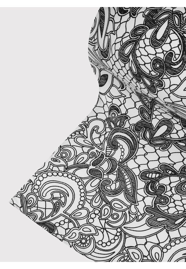 Pako Lorente - PAKO LORENTE – Jedwabna czarna poszetka we wzór. Kolor: czarny. Materiał: jedwab