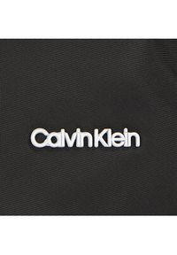 Calvin Klein Saszetka Wide Strap Nylon Shoulder Bag Sm K60K611056 Czarny. Kolor: czarny. Materiał: nylon