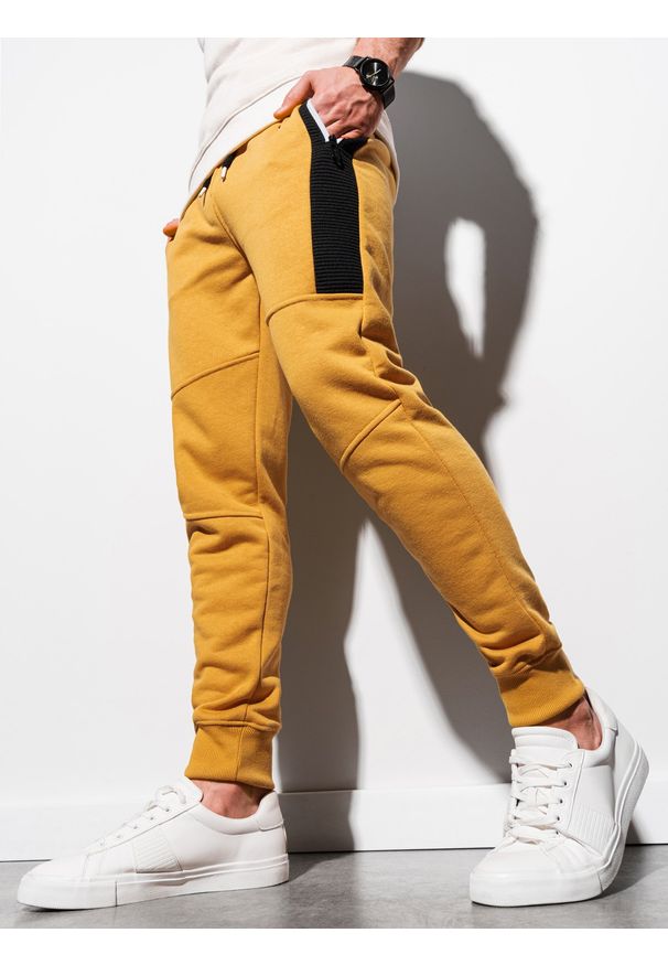 Żółte spodnie Ombre Clothing