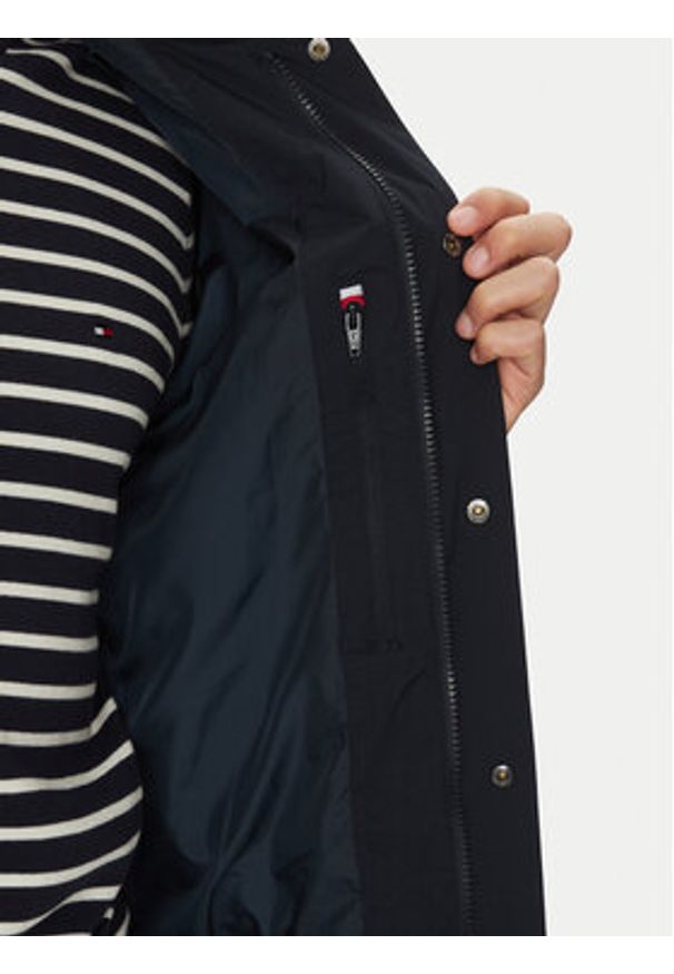 TOMMY HILFIGER - Tommy Hilfiger Kurtka bomber MW0MW36665 Granatowy Regular Fit. Kolor: niebieski. Materiał: syntetyk