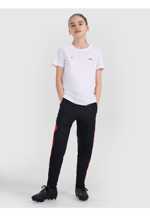 4f - 4F T-shirt regular z nadrukiem dziecięcy 4F JUNIOR x Robert Lewandowski - biały 122 (6-7 lat). Kolor: biały. Materiał: bawełna, materiał. Wzór: nadruk. Sezon: lato. Styl: sportowy, młodzieżowy