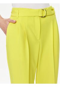 BOSS - Boss Spodnie materiałowe Tapiah 50490037 Żółty Regular Fit. Kolor: żółty. Materiał: syntetyk #2