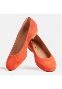 Marco Shoes Baleriny ze skóry zamszowej pomarańczowe. Kolor: pomarańczowy. Materiał: zamsz, skóra #4