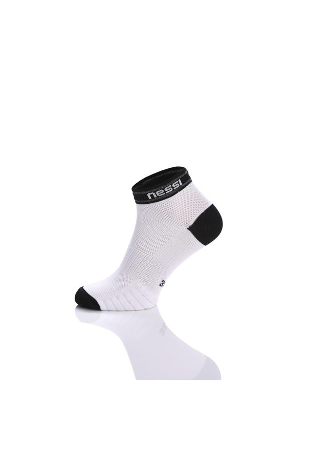 NESSI SPORTSWEAR - Skarpety do biegania Unisex Nessi Sportswear Road R Oddychające. Kolor: biały