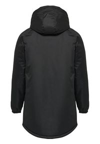 Hummel - Kurtka dziecięca ocieplana HUMMEL hmlAuthentic Kids Bench Jacket. Kolor: czarny, biały, wielokolorowy. Sport: piłka nożna