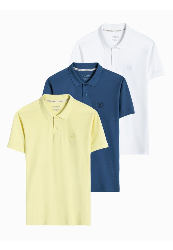 Ombre Clothing - Zestaw koszulek męskich polo z dzianiny pique 3-pak - mix V16. Okazja: na co dzień. Typ kołnierza: polo. Kolor: niebieski. Materiał: dzianina. Wzór: haft, aplikacja. Sezon: wiosna, lato. Styl: klasyczny, sportowy, wizytowy, casual