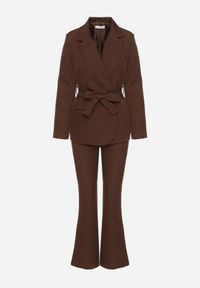Renee - Brązowy Komplet o Garniturowym Kroju z Marynarką z Wiązaniem i Spodniami Falestra. Kolor: brązowy #2