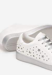 Born2be - Biało-Srebrne Sneakersy Sznurowane Tazaya. Kolor: biały #3