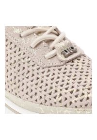 Sneakersy damskie Vinceza, ze skóry naturalnej zamszowej ażurowa cholewka sznurowanie lekka platforma casual, beżowe, 95387. Okazja: na co dzień. Zapięcie: sznurówki. Kolor: beżowy. Materiał: zamsz, skóra. Szerokość cholewki: normalna. Wzór: ażurowy. Obcas: na platformie. Styl: casual #5