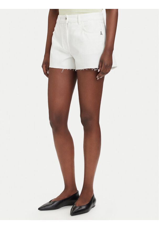 Patrizia Pepe Szorty jeansowe 2P1744/D107-W146 Biały Regular Fit. Kolor: biały. Materiał: bawełna