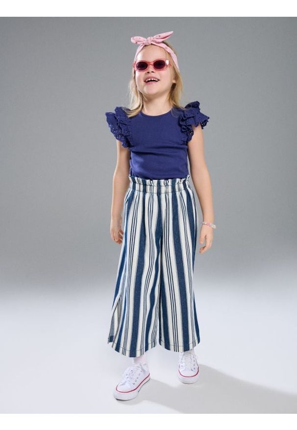 Sinsay - Spodnie tkaninowe w paski - wielobarwny. Wzór: paski