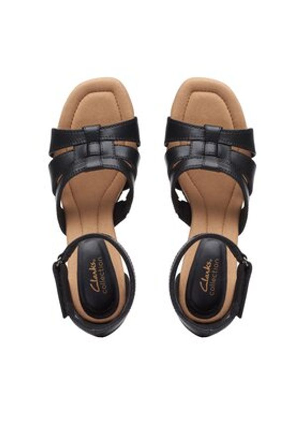 Clarks Sandały Kyarra Joy 26171242 Czarny. Kolor: czarny. Materiał: skóra