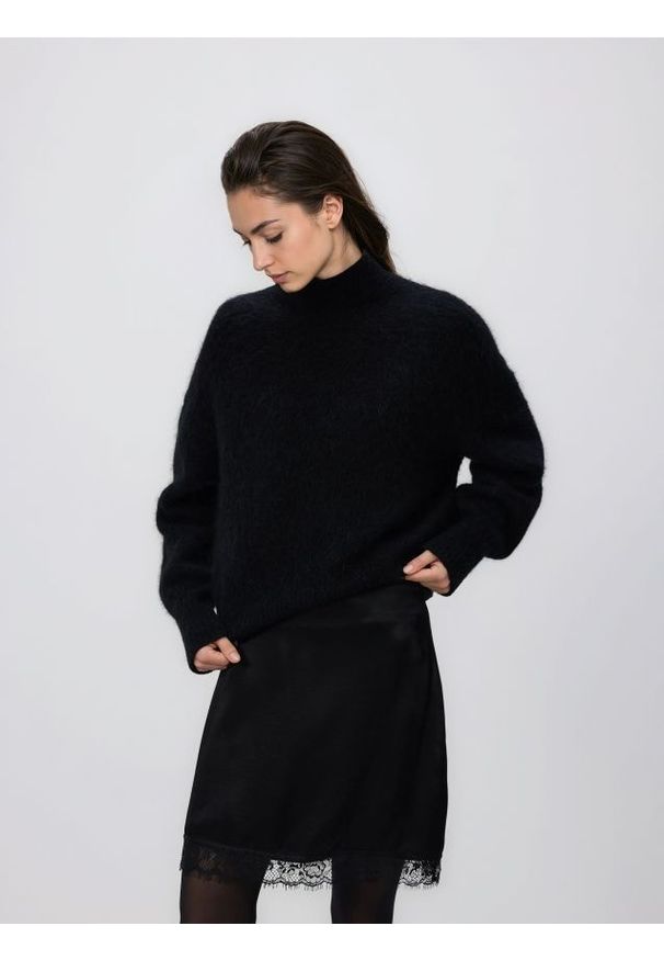 Reserved - Spódnica mini z wiskozy - czarny. Kolor: czarny. Materiał: wiskoza