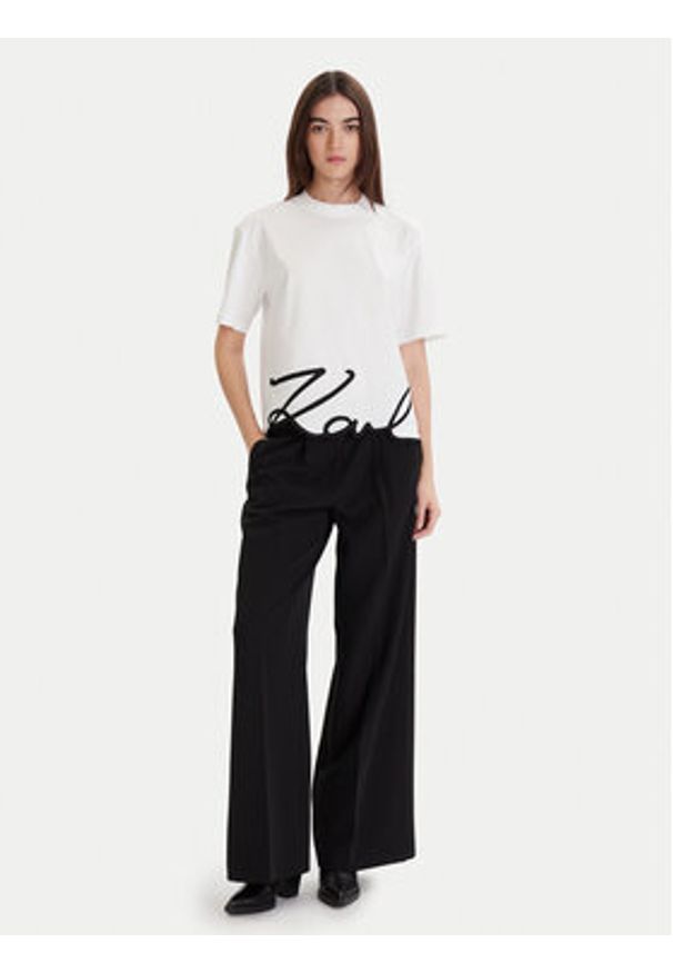 Karl Lagerfeld - KARL LAGERFELD T-Shirt A1W17013 Biały Regular Fit. Typ kołnierza: dekolt w karo. Kolor: biały. Materiał: bawełna