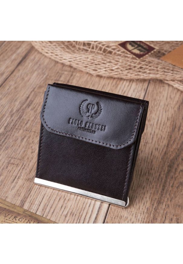 Banknotówka brązowa PAOLO PERUZZI T-10-BR. Kolor: brązowy. Materiał: skóra