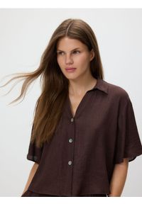 Reserved - Koszula z efektem gniecenia - ciemnobrązowy. Kolor: brązowy. Materiał: wiskoza #1