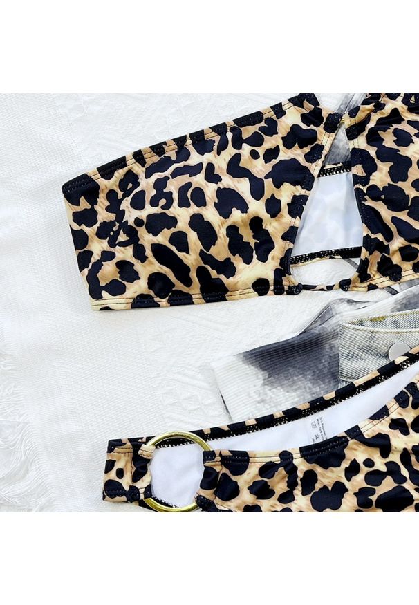 Intica - Bikini asymetryczne z kółkami na plażę Emel. Materiał: materiał