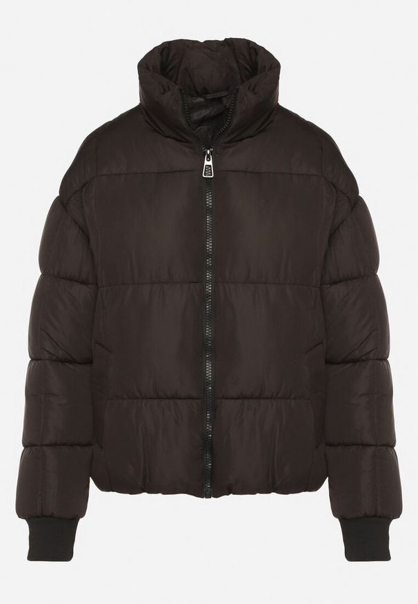 Born2be - Czarna Pikowana Kurtka Puffer o Prostym Kroju ze Ściągaczami przy Rękawach Suzzana. Okazja: na co dzień, na spacer. Kolor: czarny. Materiał: jeans, poliester. Styl: casual, elegancki