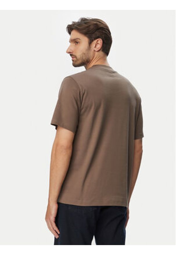 Jack & Jones T-Shirt Blaowen Ss 12292397 Brązowy Regular Fit. Kolor: brązowy. Materiał: bawełna