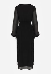 Born2be - Czarna Romantyczna Sukienka Koktajlowa z Falbanami i Marszczeniem w Pasie Aranilla. Typ kołnierza: kołnierz z falbankami. Kolor: czarny. Materiał: tkanina, materiał. Wzór: gładki, aplikacja. Typ sukienki: rozkloszowane. Styl: wizytowy #3