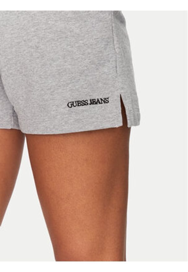 Guess Jeans Szorty sportowe W5GD0O K68I4 Szary Relaxed Fit. Kolor: szary. Materiał: bawełna