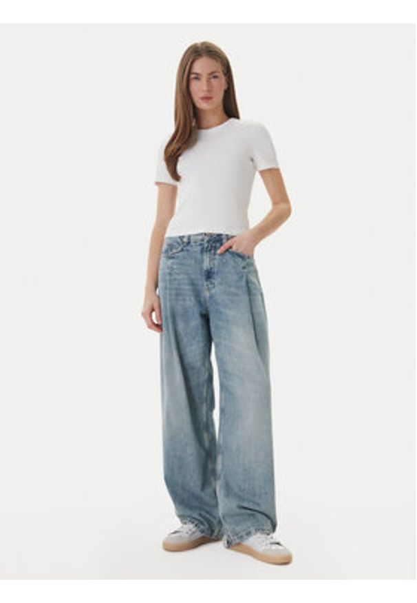 only - ONLY T-Shirt Val 15339774 Biały Slim Fit. Kolor: biały. Materiał: bawełna