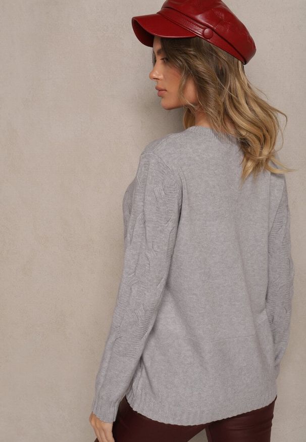 Renee - Szary Sweter z Wiskozą Bawełną i Tłoczonym Wzorem Zeiatha. Okazja: na co dzień, na spotkanie biznesowe, na imprezę. Kolor: szary. Materiał: wiskoza, bawełna. Styl: casual, biznesowy, elegancki, klasyczny