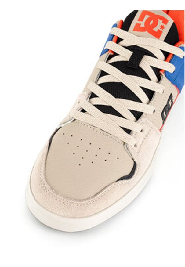 DC Sneakersy CURE ADYS400073-TAU Beżowy. Kolor: beżowy. Materiał: skóra