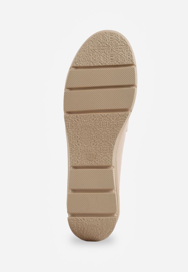 Renee - Beżowe Półbuty Mokasyny na Koturnie z Wkładką ze Skóry Naturalnej Ozdobione Paskiem Zorvia. Okazja: na co dzień. Zapięcie: pasek. Kolor: beżowy. Materiał: skóra. Wzór: aplikacja. Obcas: na koturnie. Styl: elegancki, casual