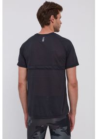 Under Armour t-shirt do biegania Streaker kolor czarny. Kolor: czarny. Materiał: skóra, dzianina, materiał. Długość rękawa: raglanowy rękaw. Wzór: nadruk, gładki #4