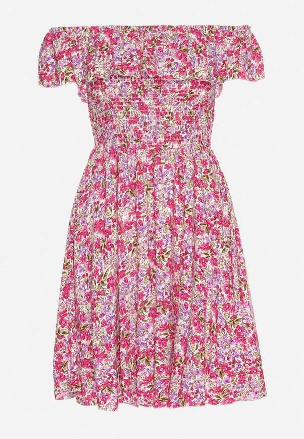 Born2be - Różowa Sukienka z Bawełny Typu Hiszpanka z Falbankami w Kwiaty Aenne. Okazja: na spacer, na imprezę. Typ kołnierza: kołnierz z falbankami, dekolt hiszpanka. Kolor: różowy. Materiał: bawełna. Wzór: kwiaty. Sezon: lato. Styl: elegancki